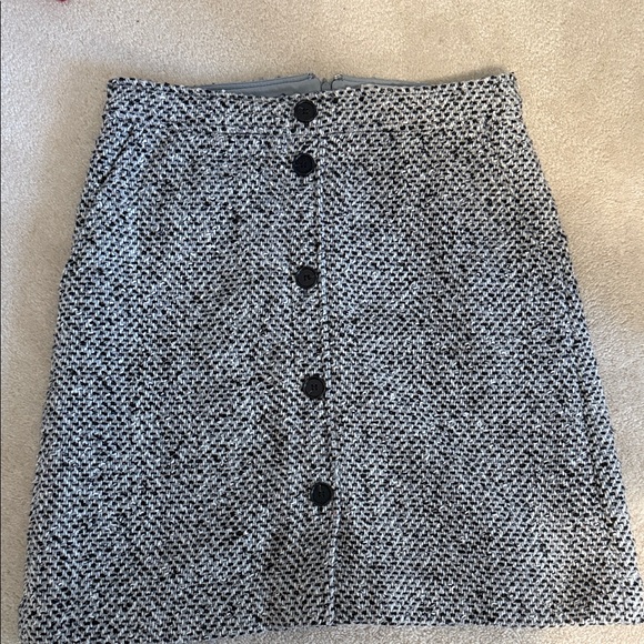Two LOFT Mini Skirts. Sz 2/XS Black and White. - Picture 3 of 5